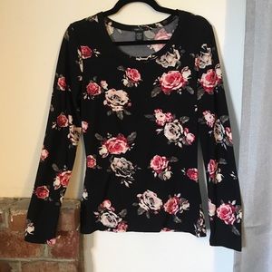 Rue21 Soft Black & Pink Floral Tee